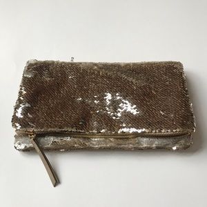 Stella and Dot reverse sequin clutch
